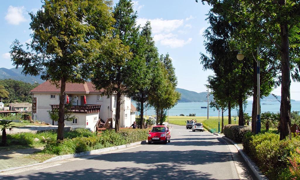 American Village Pension Manoa Namhae Rom bilde