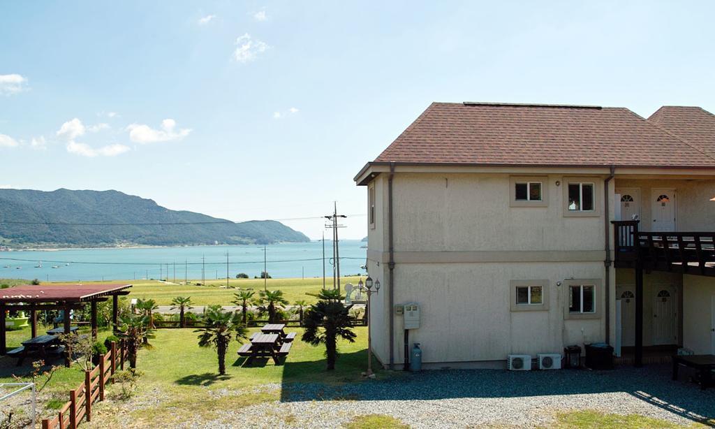 American Village Pension Manoa Namhae Rom bilde
